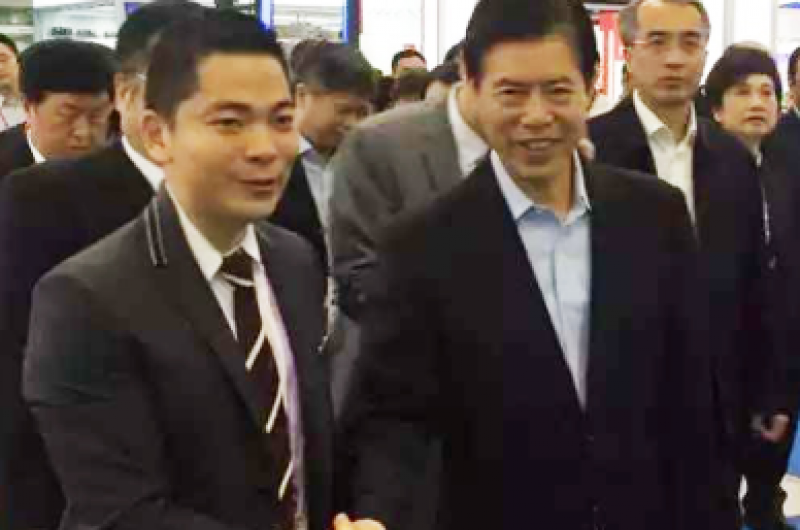 中國商務部部長鐘山先生與金總合影